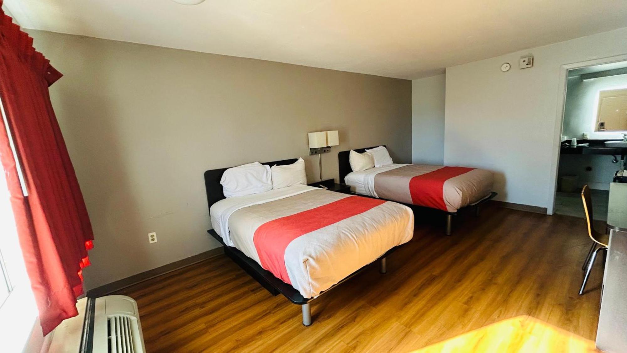 Super 7 Inn By Oyo Tupelo Hwy 178 ภายนอก รูปภาพ
