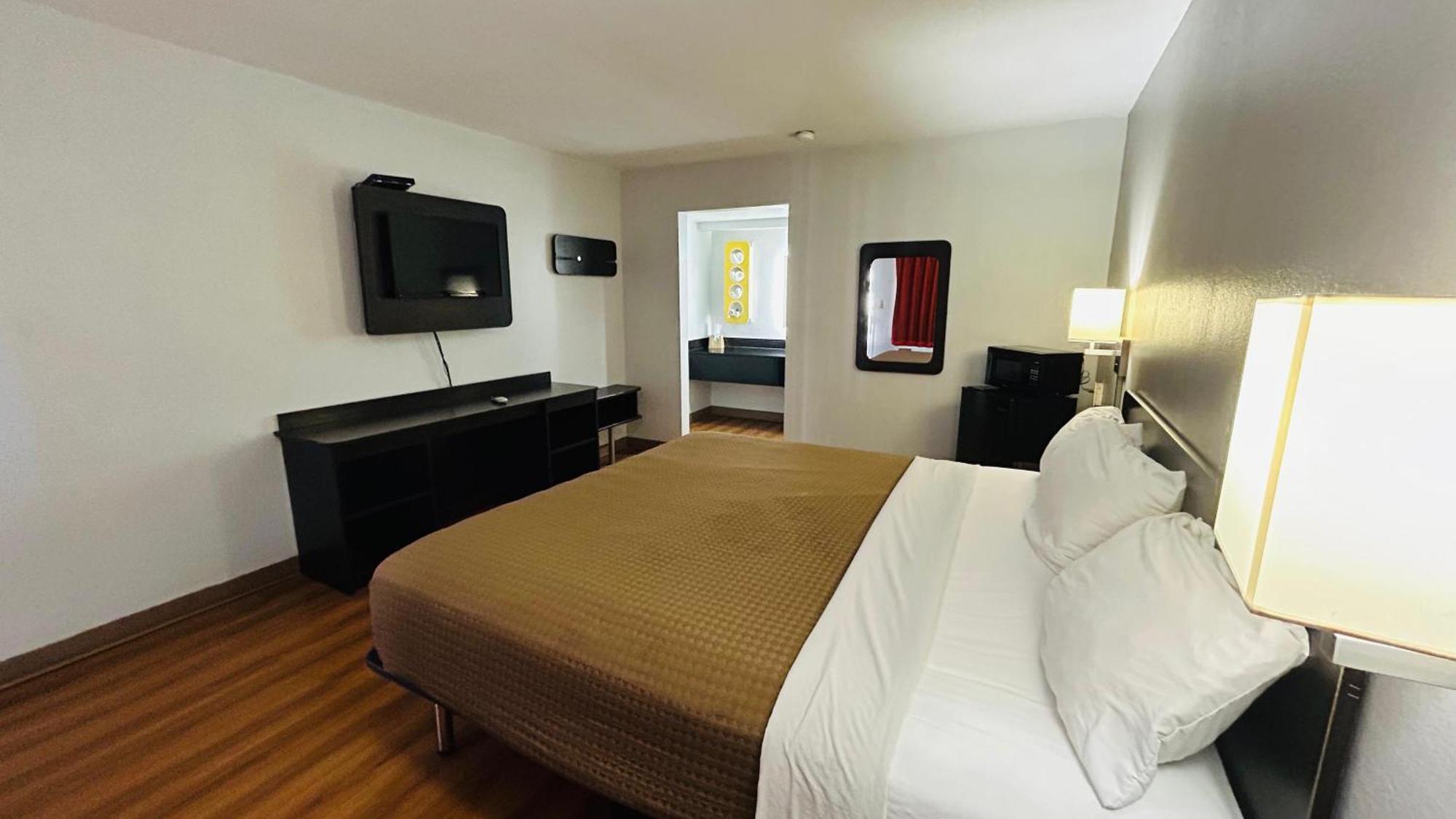 Super 7 Inn By Oyo Tupelo Hwy 178 ภายนอก รูปภาพ