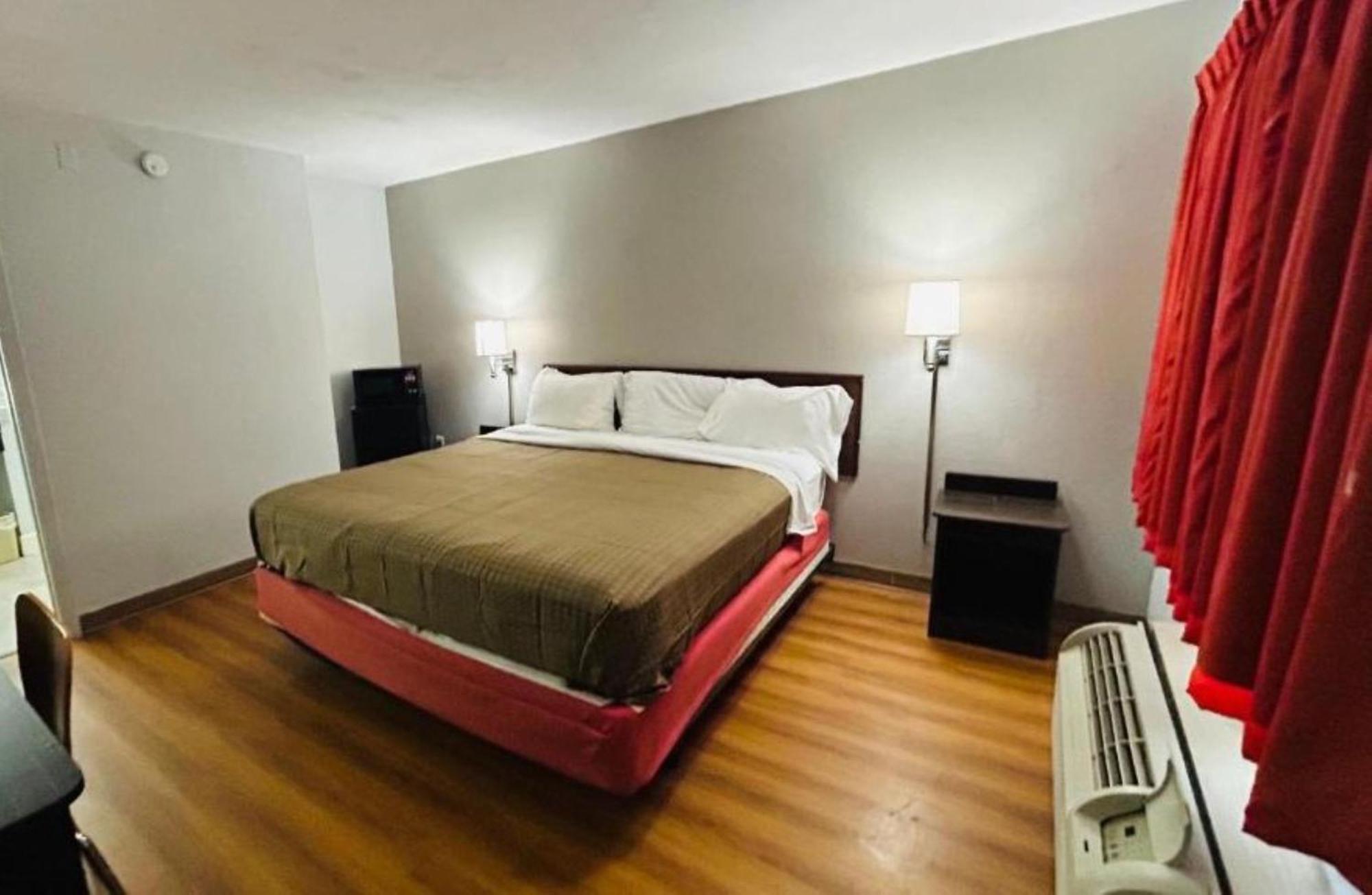 Super 7 Inn By Oyo Tupelo Hwy 178 ภายนอก รูปภาพ