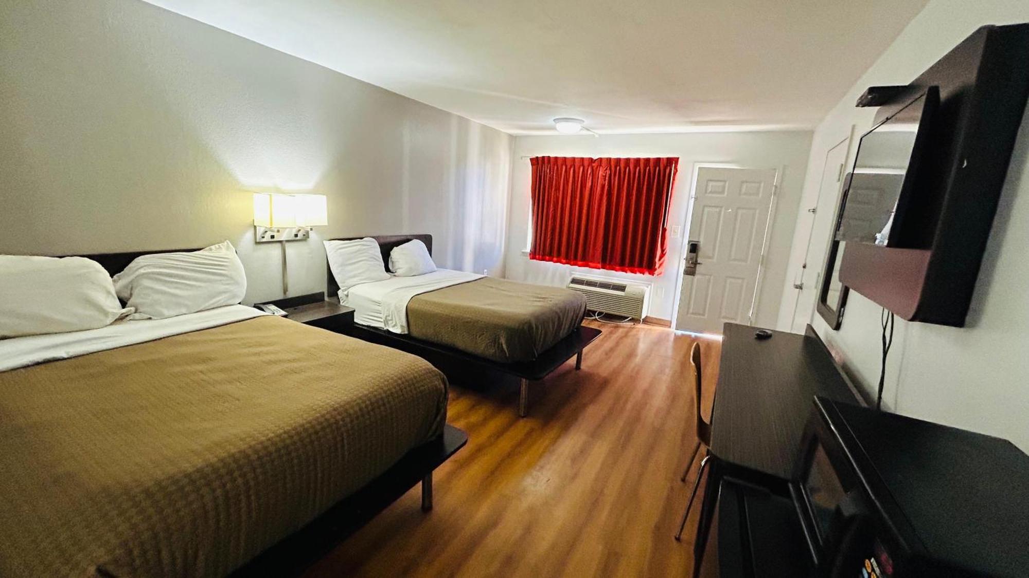 Super 7 Inn By Oyo Tupelo Hwy 178 ภายนอก รูปภาพ