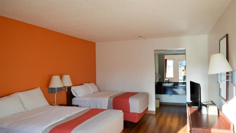 Super 7 Inn By Oyo Tupelo Hwy 178 ภายนอก รูปภาพ