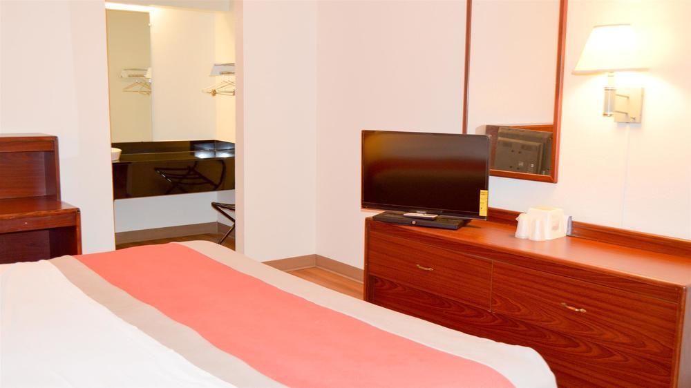 Super 7 Inn By Oyo Tupelo Hwy 178 ภายนอก รูปภาพ