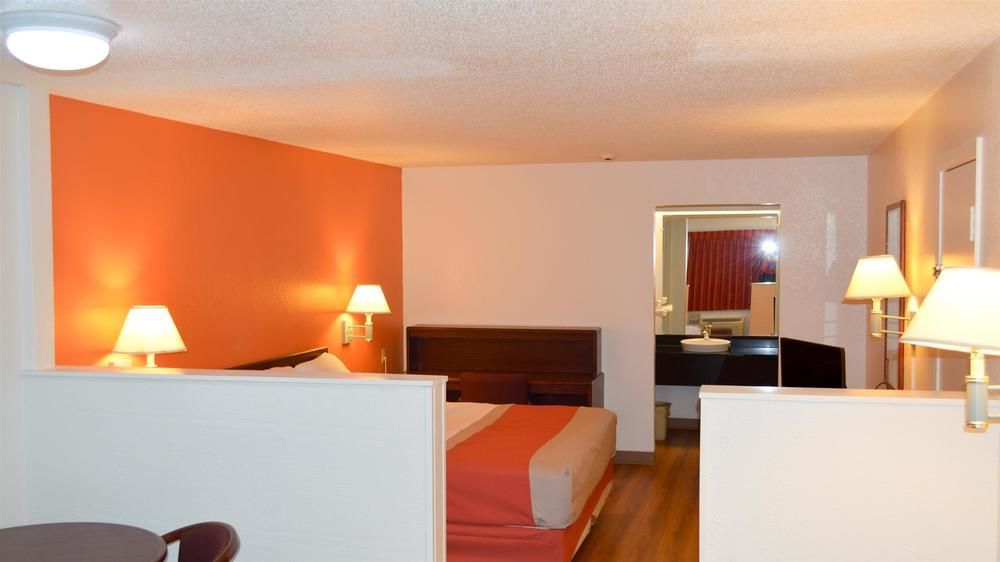 Super 7 Inn By Oyo Tupelo Hwy 178 ภายนอก รูปภาพ
